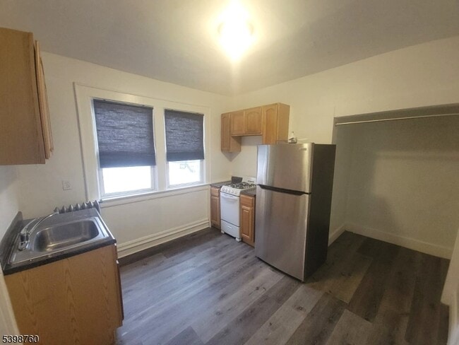 Foto del edificio - 68 Huntington Terrace