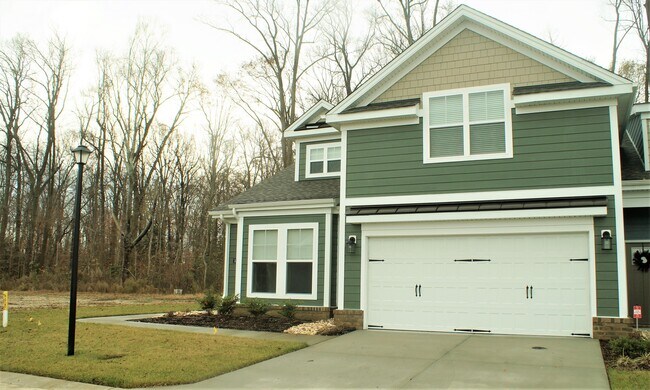 Building Photo - 132 Creek Front Ln