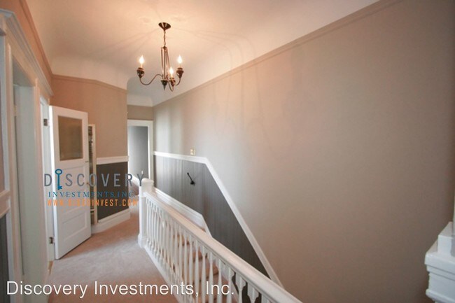 Building Photo - 871-877 Vallejo St