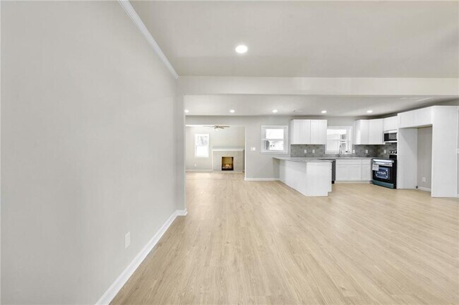 Foto del edificio - 1963 Shepherd Cir SW