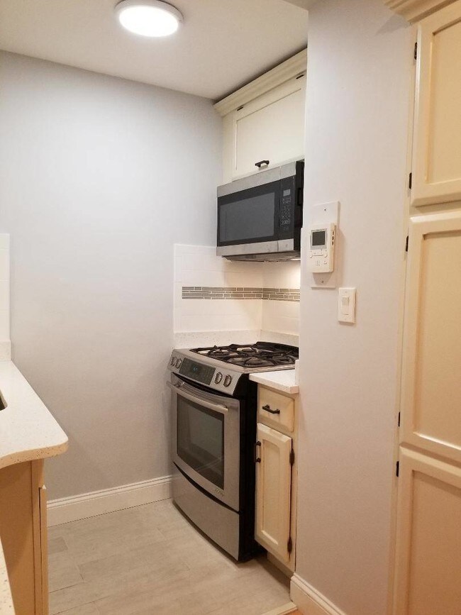 Foto del edificio - 140-17 84th Dr