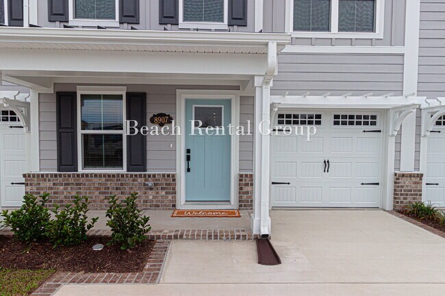 Foto del edificio - Furnished Townhouse in Gated Community