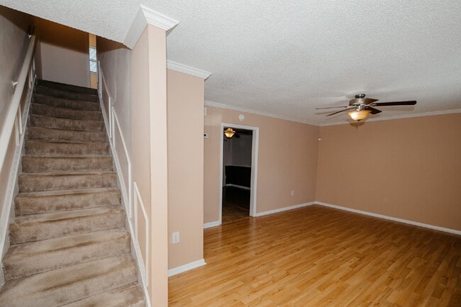 Photo - Beautiful 3-Bedroom Townhome in Convenient West Ashley Location!