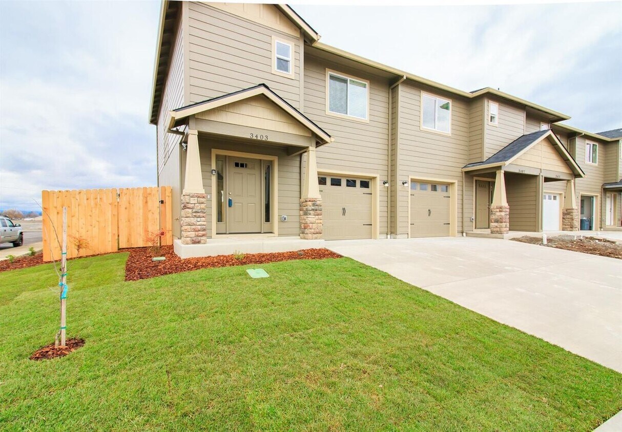 Primary Photo - 3411 Sharon Way