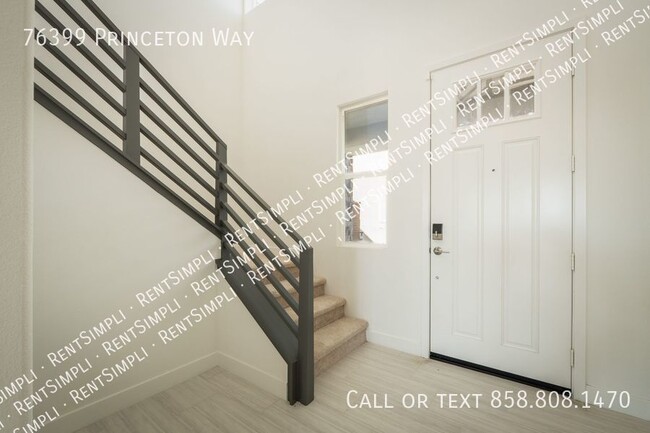 Building Photo - 1 Month Free Rent!