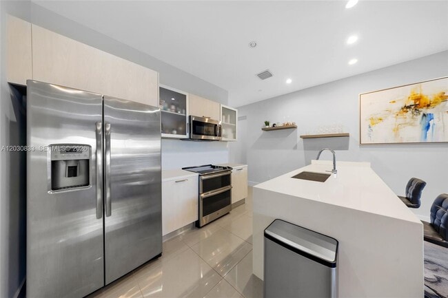 Foto del edificio - 1025 NE 18th Ave