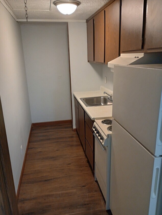 Foto del edificio - 1100 Northview Dr