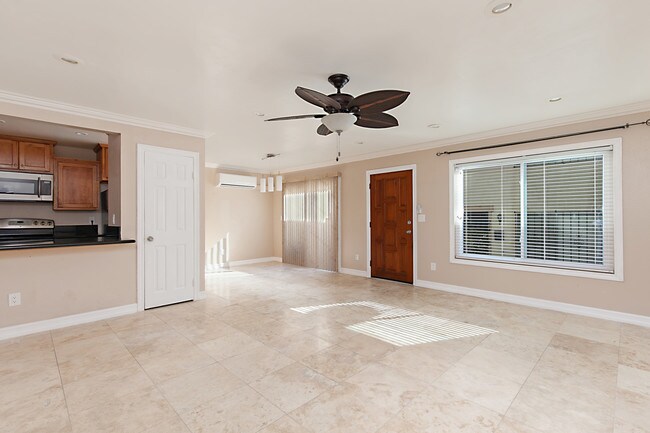 Building Photo - 2740 Alta View Dr