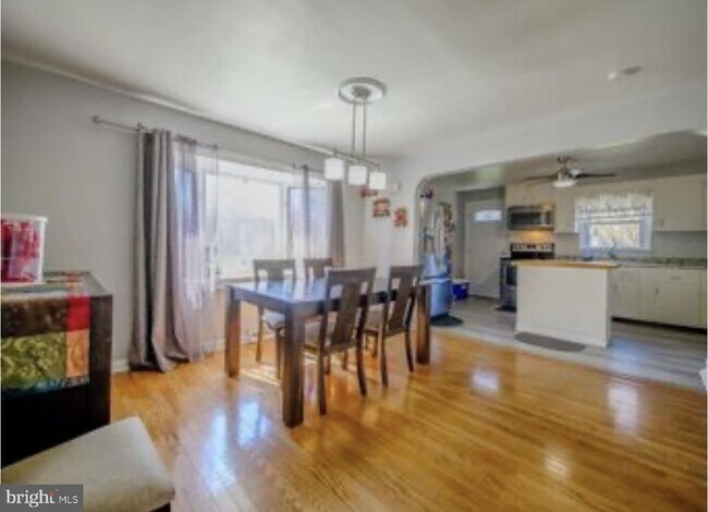 Building Photo - 1224 Eddystone Ave