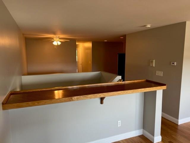 Foto del edificio - 677 Metacom Ave