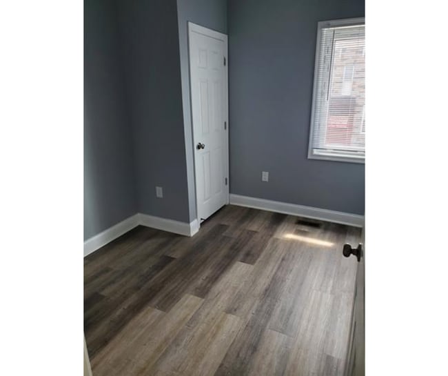 Building Photo - 2101 McHenry St