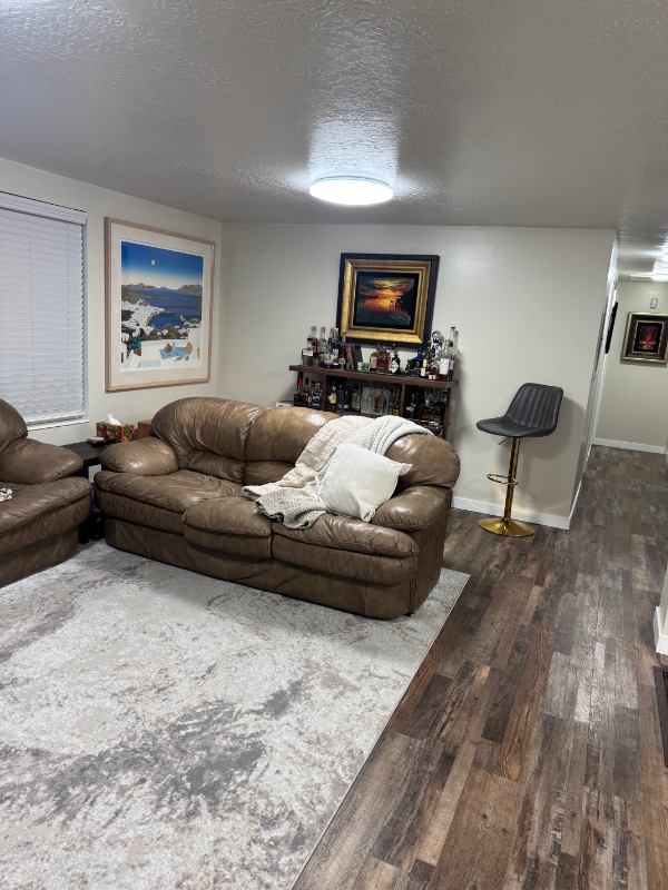 Foto del edificio - 4524 Balsam Ave