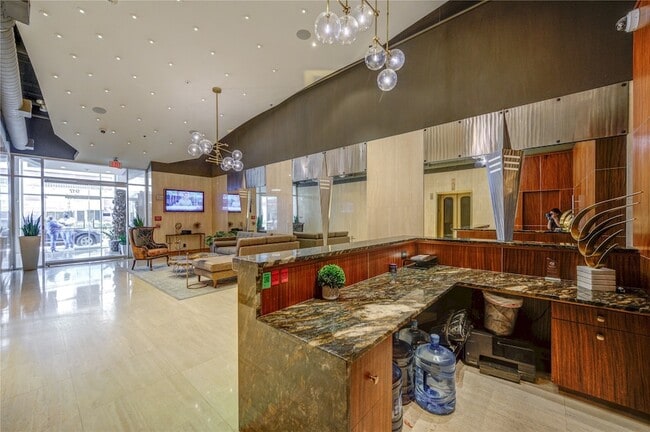 Photo - 917 Main St Apartment