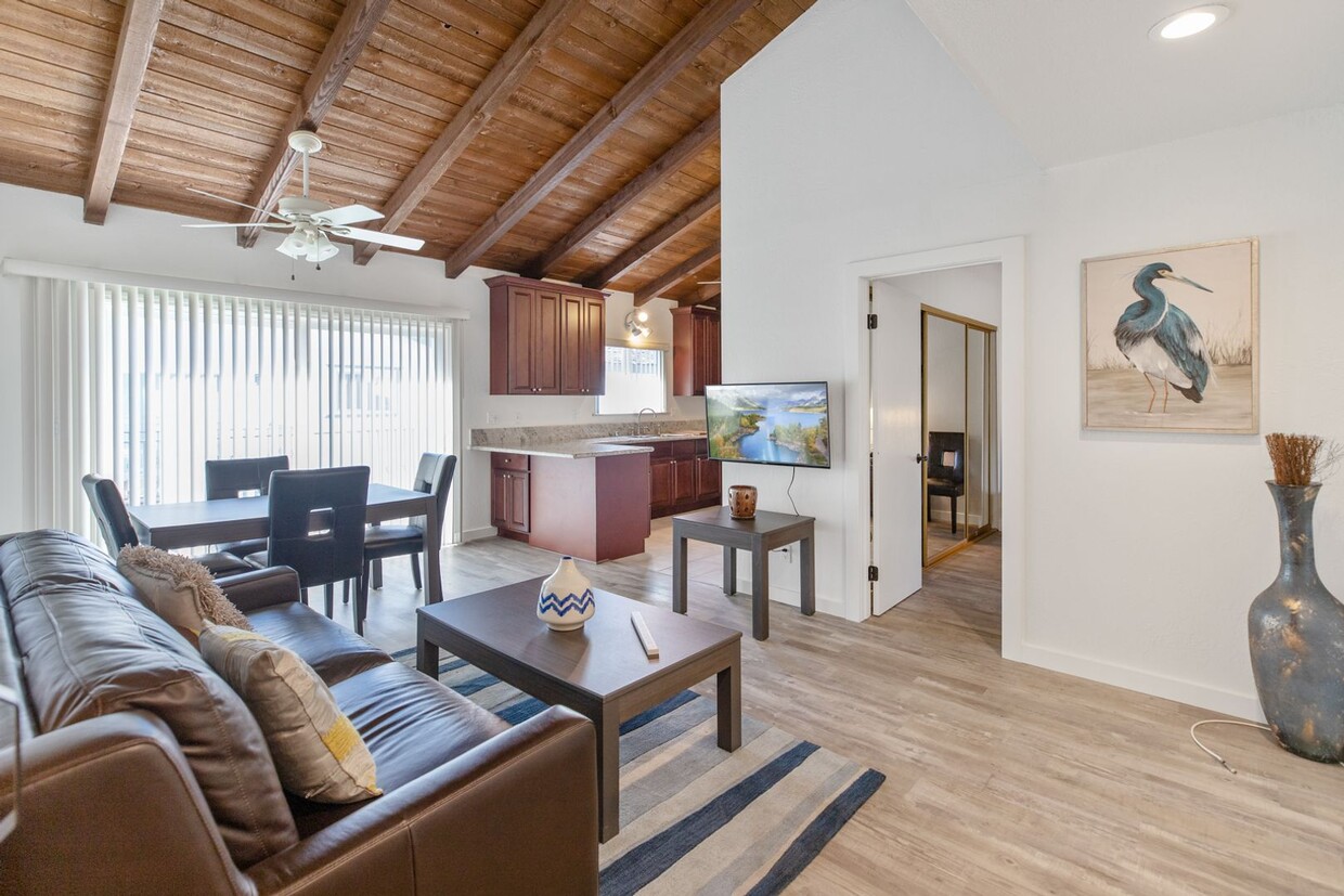 Primary Photo - *Limited Move In Special- $750 Off First M...