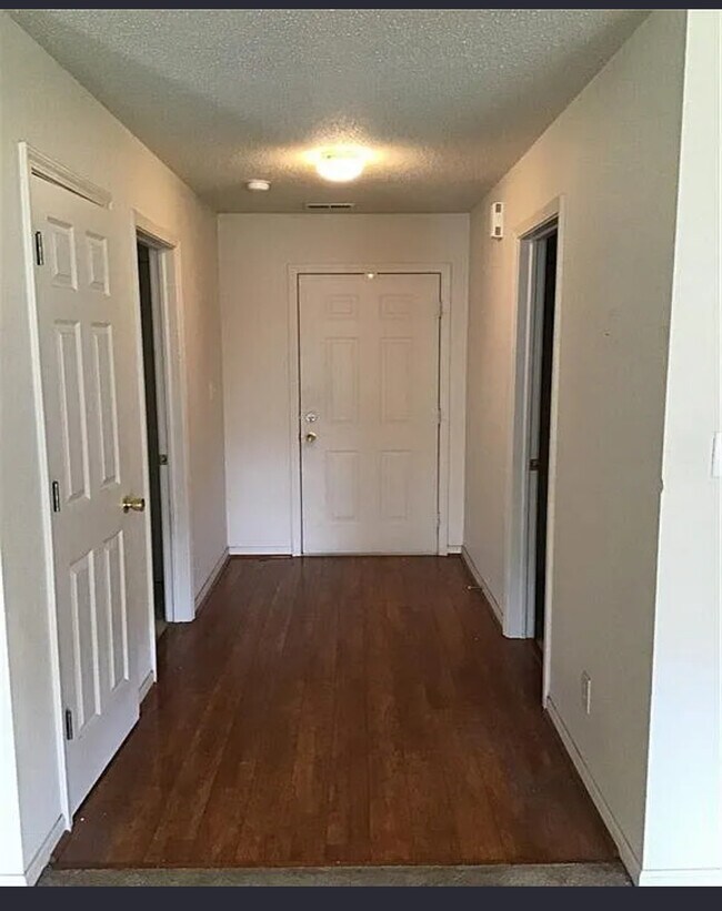 Foto del edificio - 12282 Running Springs Rd