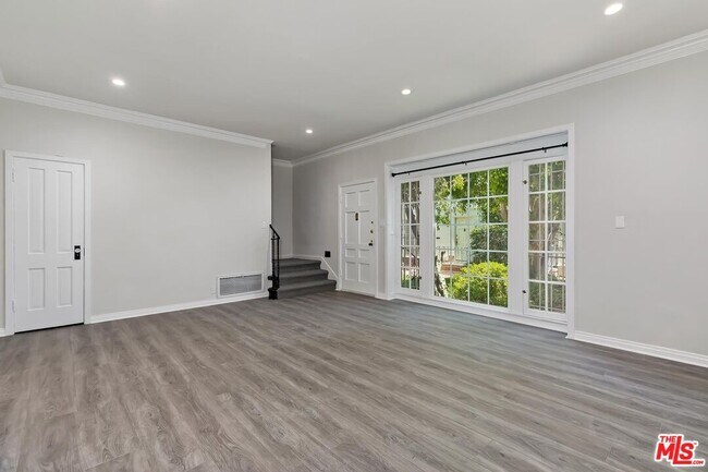 Foto del edificio - 9342 W Olympic Blvd