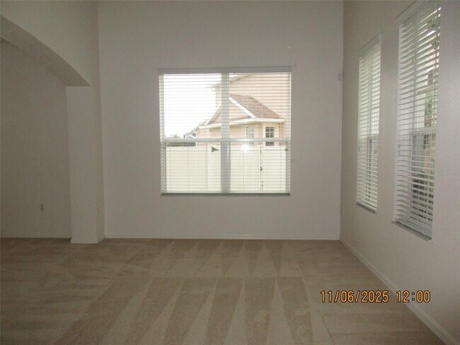 Foto del edificio - 4388 Fawn Lily Way