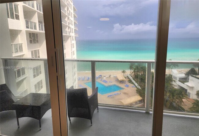 Foto del edificio - 3505 S Ocean Dr