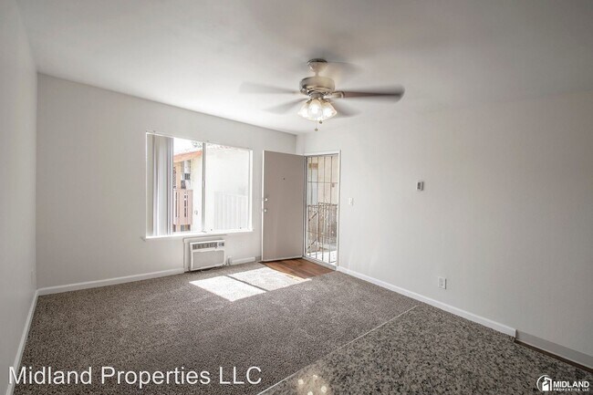 Foto del edificio - Studio, 1 bath Apartment - 212 Palomar Street