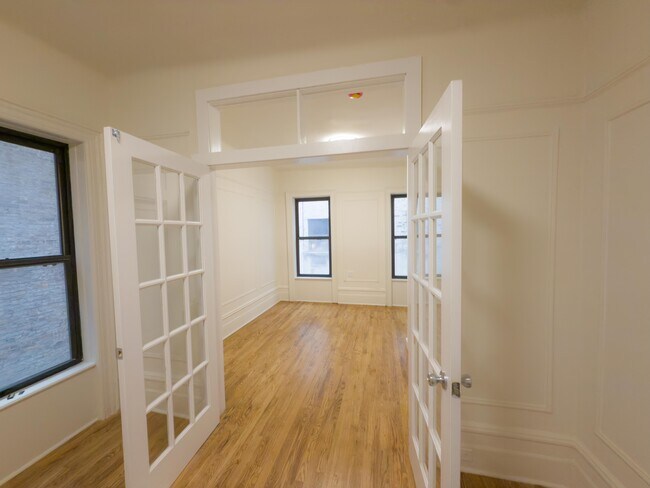 Interior Photo - 502-504 Amsterdam Avenue