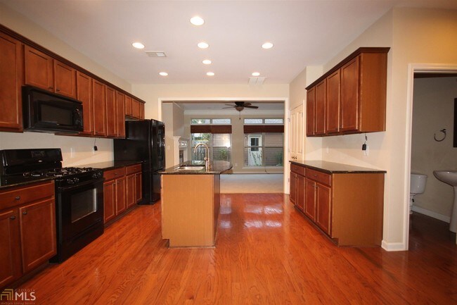 Building Photo - 266 S Village Square