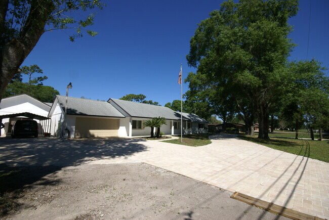 Foto del edificio - 19402 Angel Ln