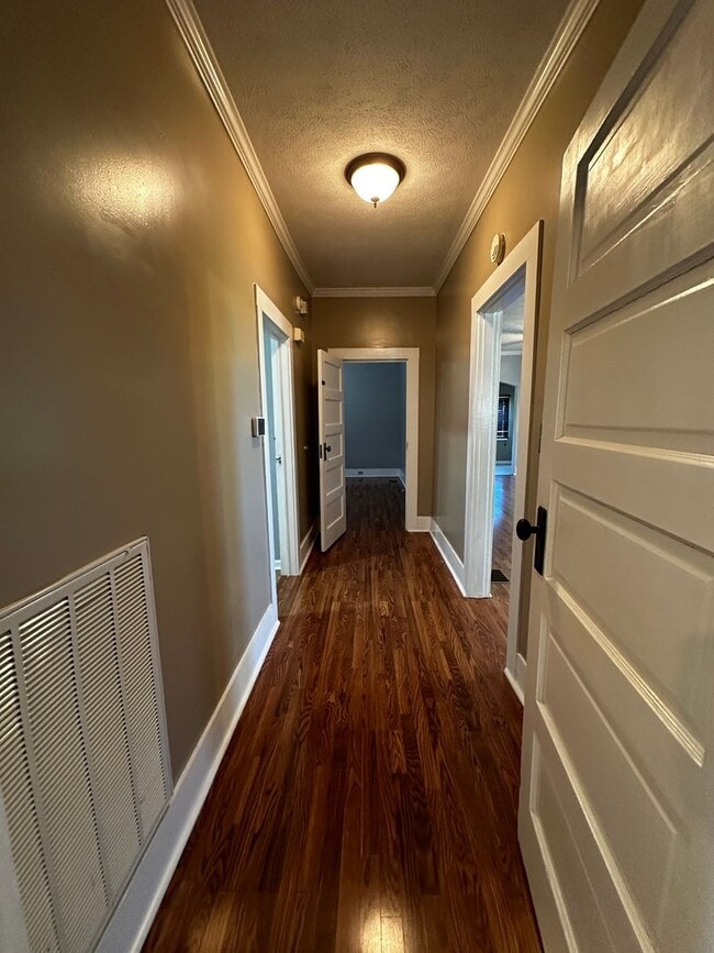 Building Photo - For Rent – Charming 3 Bedroom Home in East Hamblen County