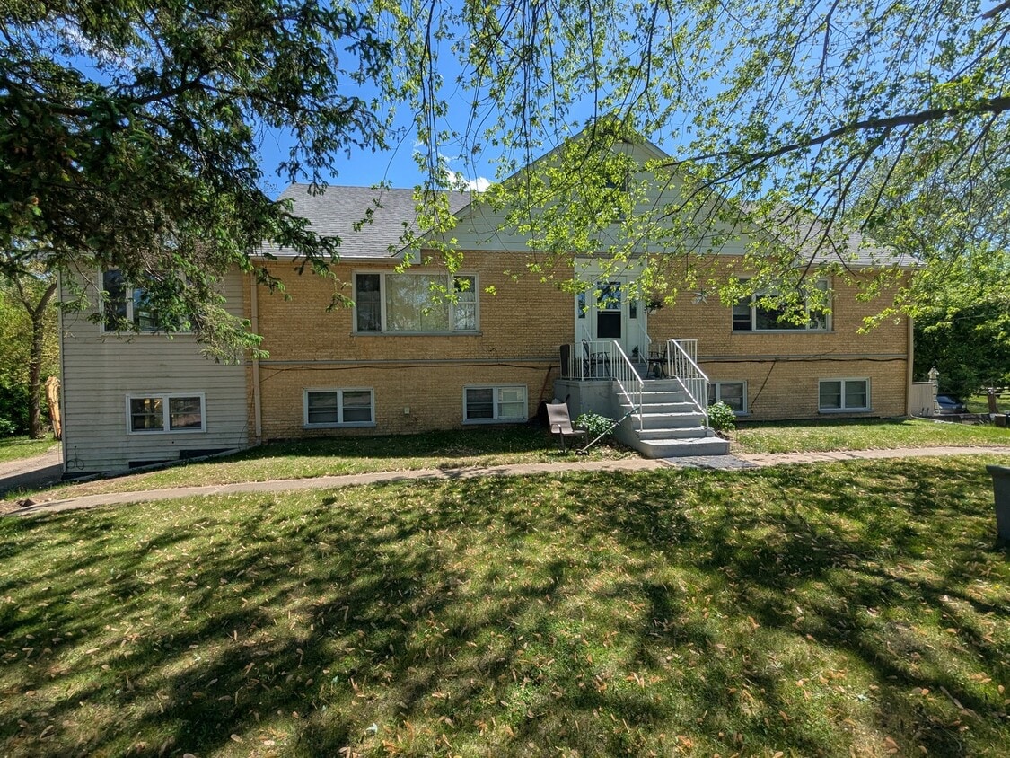 Primary Photo - 28600 W Grass Lake Rd