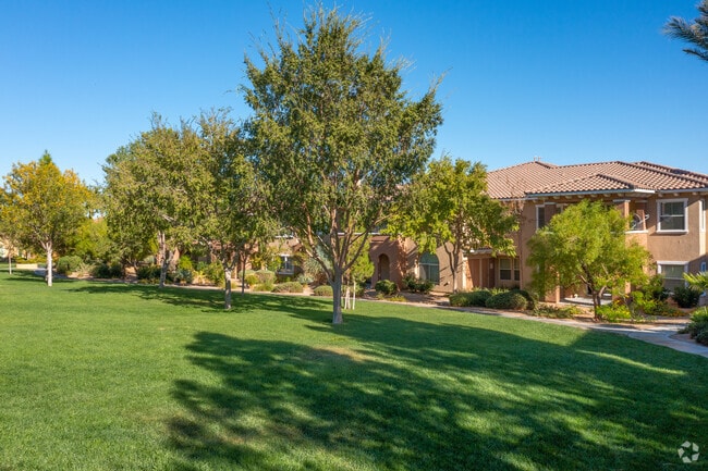 Building Photo - Coronado At Summerlin