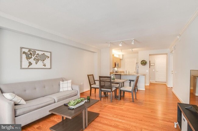 Foto del edificio - 616 E St NW