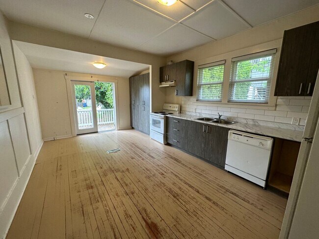 Photo du bâtiment - Rustic Charm Close to Downtown