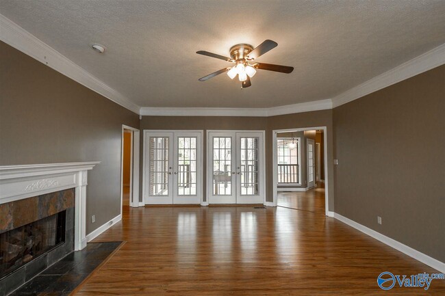 Building Photo - 22021 Diamond Pointe Dr