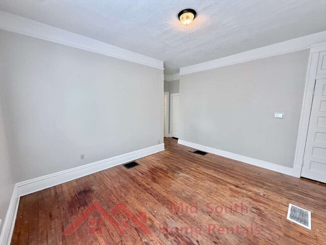 Photo - 1277 Carr Ave Unit 2 Apartment