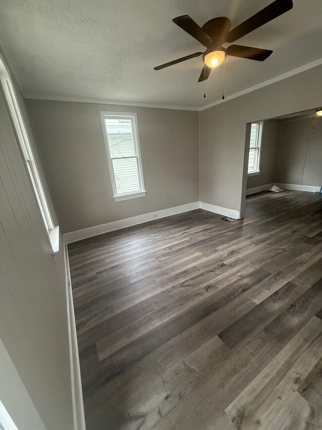 Building Photo - COMING SOON! 3 bedroom 1 bathroom Single Family Home!