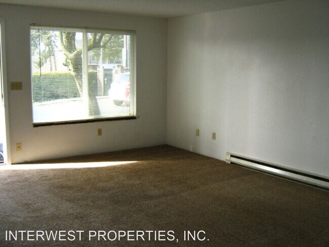 Building Photo - 4440-4450 SE 26th Ave