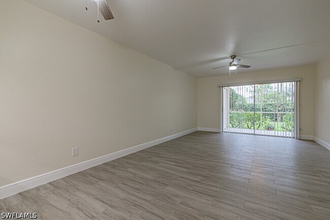Foto del edificio - 2562 Kings Lake Blvd