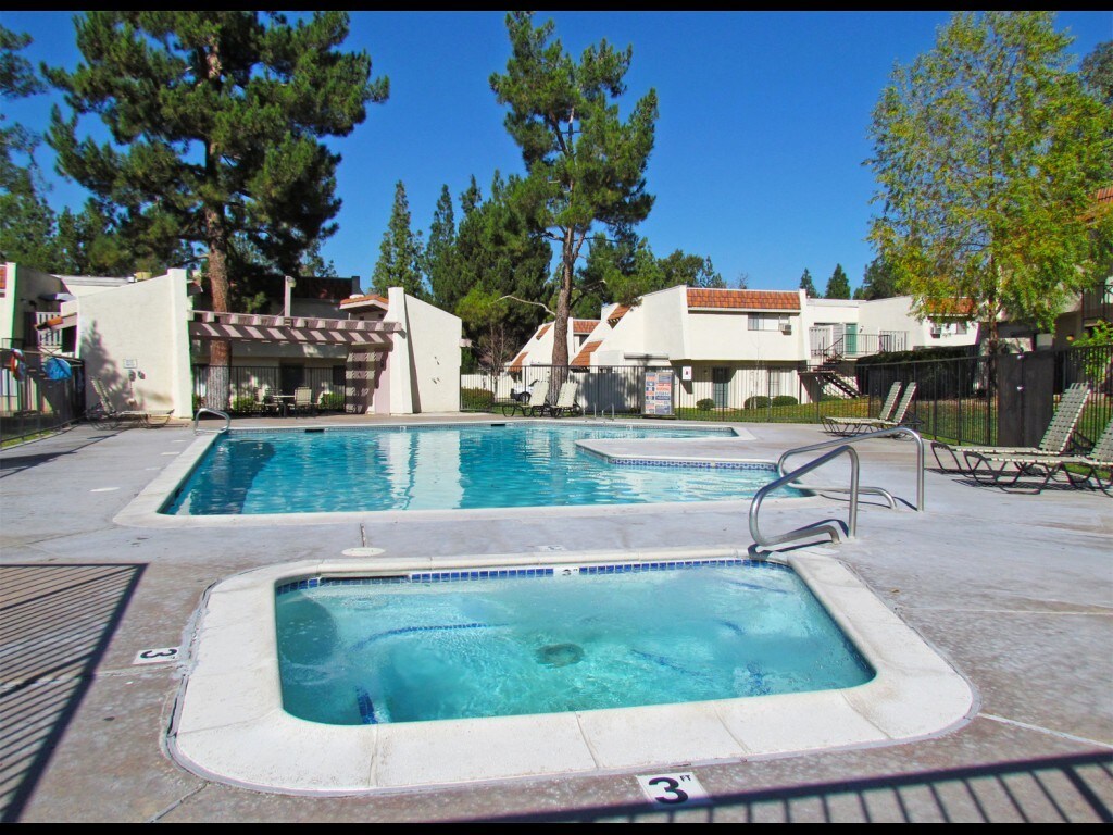 Brookside Park Apartments Rentals Redlands, CA