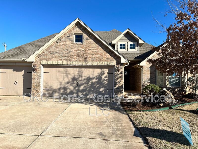 Primary Photo - 4200 Vista Drive