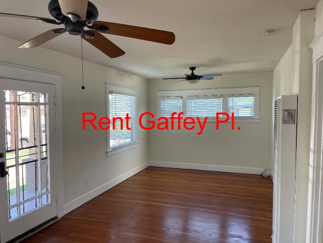 Foto del edificio - 827 N Gaffey Pl