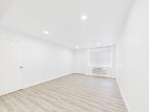 Building Photo - 7510 Hornwood Dr