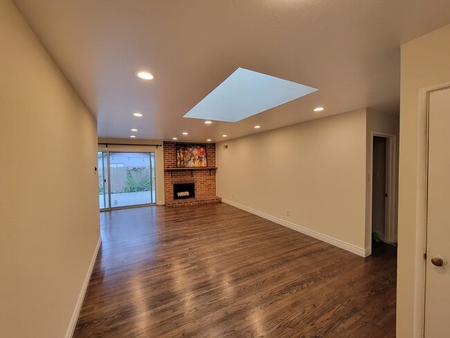 sala de estar - 4380 Entrada Dr