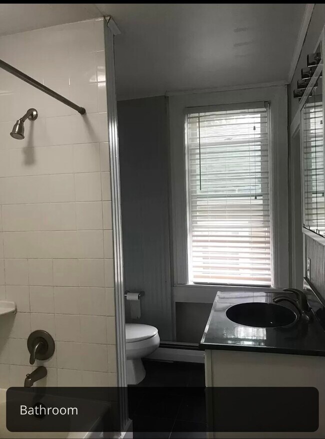 Bathroom - 262 West St