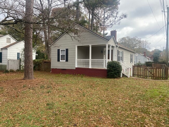 Foto del edificio - 940 East Lake Dr