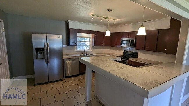 Foto del edificio - 214 Honey Ln Cir