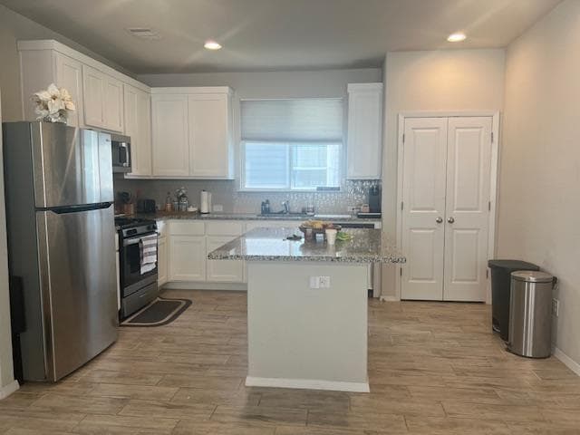 Building Photo - 228 Catalina Dr