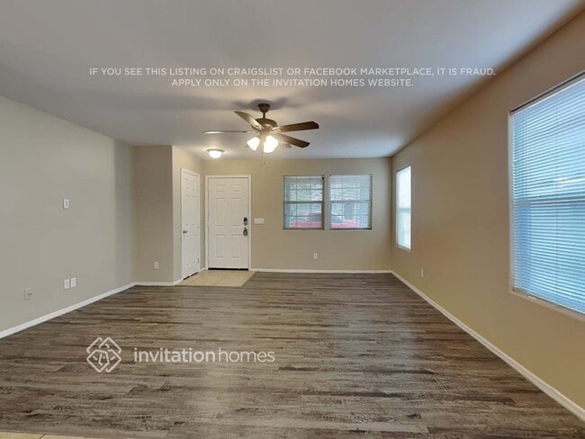 Building Photo - 1620 W Chanute Pass