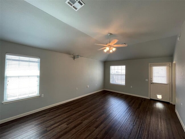 Building Photo - 7817 Duber Ln
