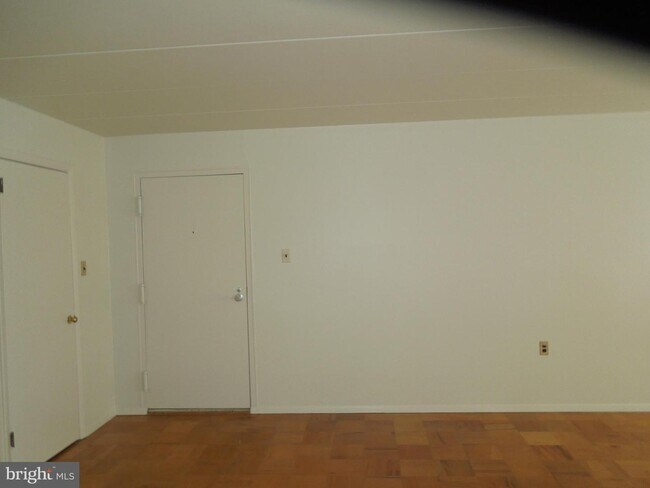 Foto del edificio - 125 L CLUBHOUSE Dr SW