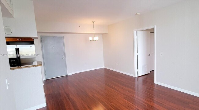 Foto del edificio - 36 NW 6th Ave