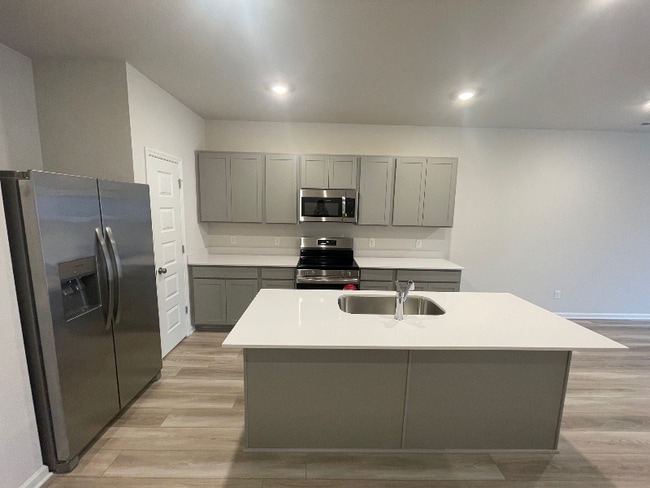 Building Photo - 1720 Manuka Ln